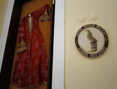 Türkiye'nin İlk Kadın Müzesi İzmir'de Açılıyor