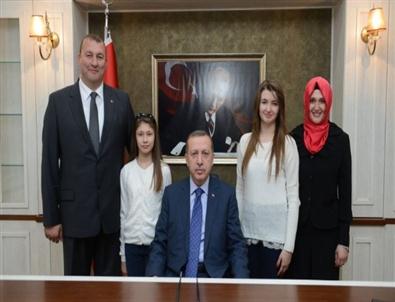 Ak Parti Bigadiç Belediye Başkanı Mustafa Göksel Partisinden İstifa Etti