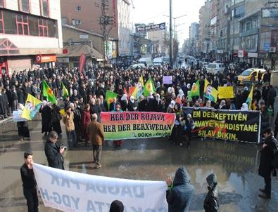 Yüksekova’da ‘cenevre 2’ Protestosu