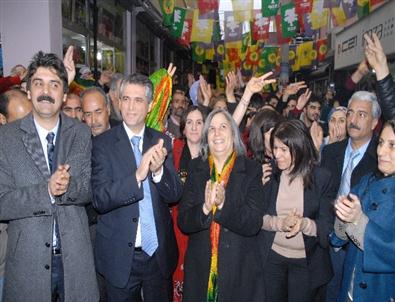 Bdp Ergani'de Aday Tanıtım Toplantısı Düzenledi