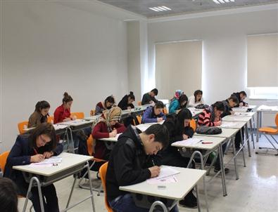 Gülen Yüzler Denemede Ter Döktü