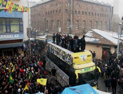 Tahliye Edilen Bdp’li Vekiller İğdır’da