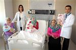 NORMAL DOĞUM - Tüp Bebekler Aynı Gün Doğdu