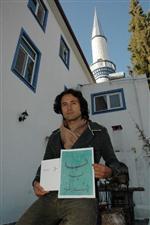 ERKİN KORAY - Rockçı İmam New York Yolcusu