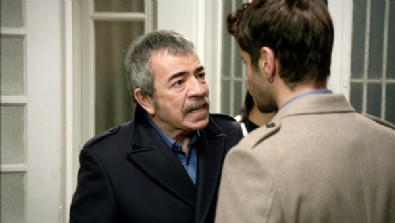 Bugünün Saraylısı : Aşk mı? Para mı?