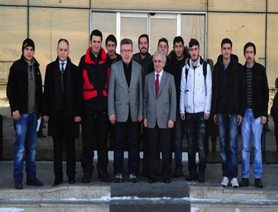 Eski Yök Başkanı Prof.dr. Yusuf Ziya Özcan’dan Etü’ye Ziyaret