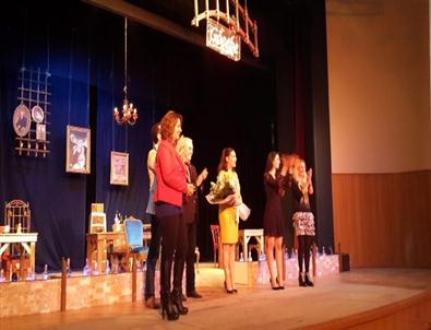 'Esmeyi” Anlattılar