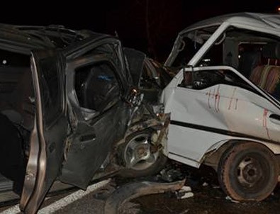 İki ilde ayrı ayrı üç feci kaza: 8 ölü