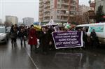 KADINA KARŞI ŞİDDET - Kadın Cinayetleri Diyarbakır’da Protesto Edildi