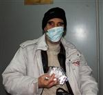 KANSER HASTALIĞI - Kanser Hastası Baba Çocukları Tarafından Sokağa Atıldı