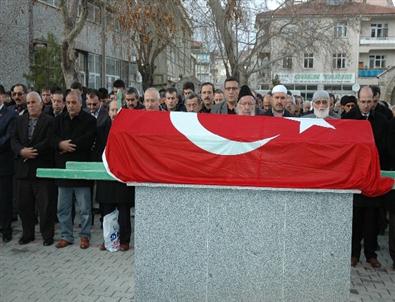 Mhp’li Akyıldız İçin Karaman’da Gıyabi Cenaze Namazı Kılındı