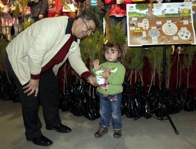 Konak'ta Tohumlar Fidana, Fidanlar Ormana Dönüşüyor