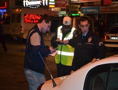 Motosiklet İle Otomobil Çarpıştı Açıklaması