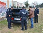 MARMARA EREĞLISI - Polisi Görünce Çaldıkları Aracı Bırakıp Kaçtılar