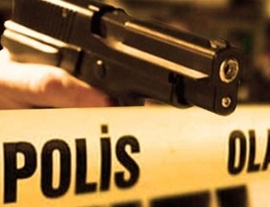 İstanbul'un göbeğinde kanlı çatışma: 1 ölü, 2 yaralı