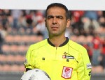 FUTBOL HAKEMİ - Hakemlikten Siyasete!