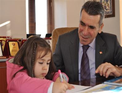 Şirinlerden Kaymakam Sezgin’e Ziyaret