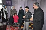 SİİRT VALİSİ - Suriyeli Ailelere Yardım