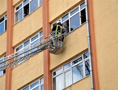 Sivas’ta Yangın Tatbikatı Gerçeğini Aratmadı