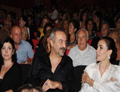 Ödüllü ‘annemin Şarkısı’ Filmi, Altın Portakal’da Gala Yaptı