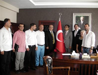 Besiad Karşıyaka Kaymakamı'na Gitti