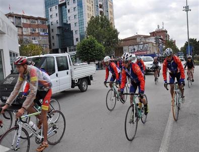 Çocuk Felci İçin Pedal Çeviren Bisikletçiler Niğde’ye Geldi