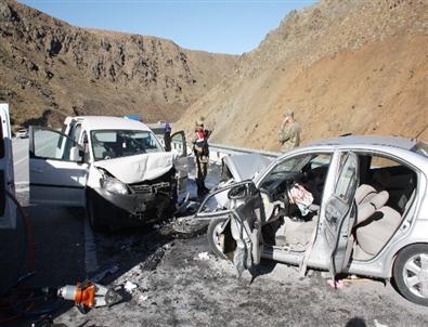Erzincan'da Trafik Kazası Açıklaması