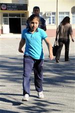 İLKOKUL ÖĞRETMENİ - (özel) Okulda Engelli Öğrenci Tartışması