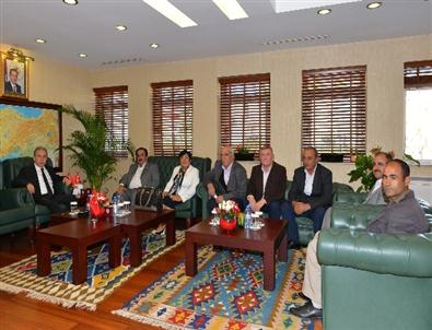 Muhtarlardan Vali Büyük’e Ziyaret