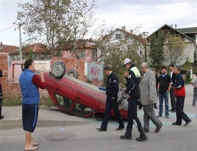 İtfaiye Erleri Bu Araçtan Burunları Bile Kanamadan Çıktı