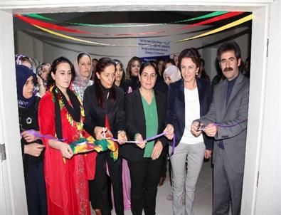 Sara Van Kadın Tekstil ve Seramik Atölyesi Açıldı