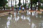 ELVERİŞSİZ HAVA - Marmaris’te Sağanak Yağış Hayatı Olumsuz Etkiledi