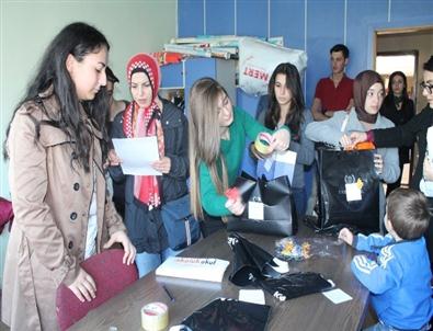 Trabzon’da Öğrenciler Köy Okullara Yardım Etti