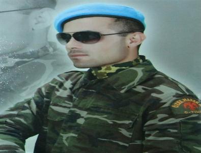 Annesine Hediye Göndermek İsterken Şehit Düştü