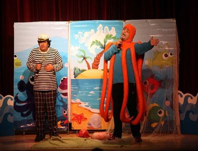 'Balıkçı Fış Fış” Minikler İçin Sahnede