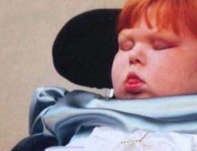 Küçük kızının hayatına son verdirdi