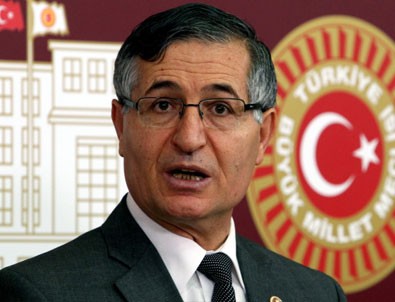 MHP'li Özcan Yeniçeri'ye paralel tehdit