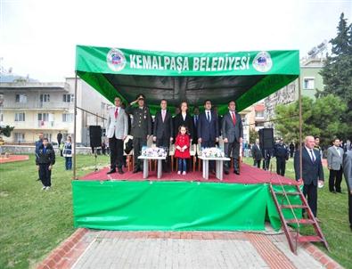 Kemalpaşa'da Adına Layık Cumhuriyet Kutlaması