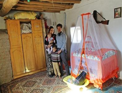 Muhtaç Ailelere Yardım Malzemesi Dağıtıldı