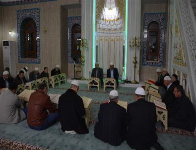 Başkan Kara Müftü Karatepe İle Sabah Namazında Cematle Buluştu