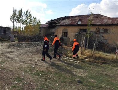 Van'da Kaybolan Çocuğu Arama Çalışmalarına Ara Verildi