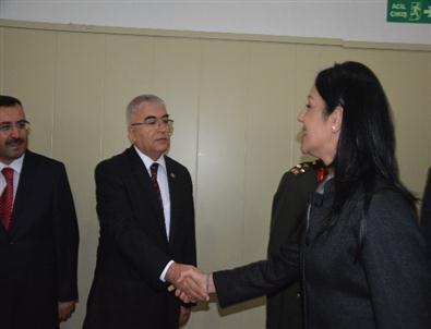 Çorlu'da Protokol Halkla Bayramlaştı