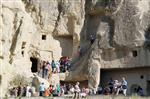 PERI BACALARı - Kapadokya Bayramda Turist Akınına Uğradı