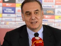 Galatasaray'da Faruk Işık, görevi bırakacağını söyledi