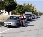 UZMAN JANDARMA - Kulu Jandarmasından Sürücülere Çikolata İkramı