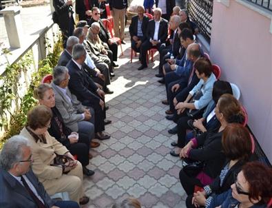 Chp’li Vekillerden Taziye Ziyareti