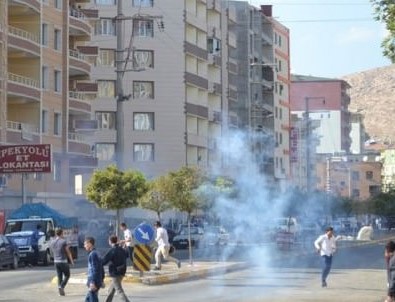 Diyarbakır'da sokağa çıkma yasağı uzatıldı