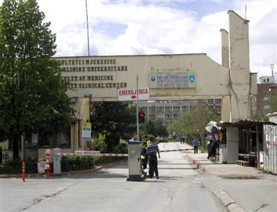 Kosova’da 9 Sağlık Yetkilisi ve Doktor Yolsuzluk Gerekçesiyle Tutuklandı