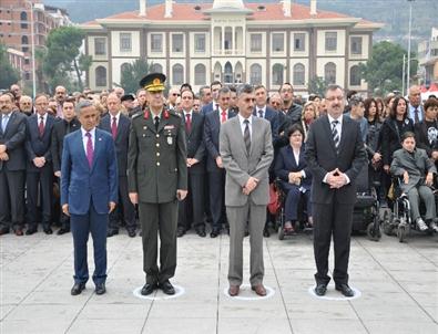 Atatürk, Manisa’da Törenle Anıldı