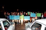 İNSAN ZİNCİRİ - Trafik Kazasında Ölen Gencin Arkadaşları Eylem Yaptı